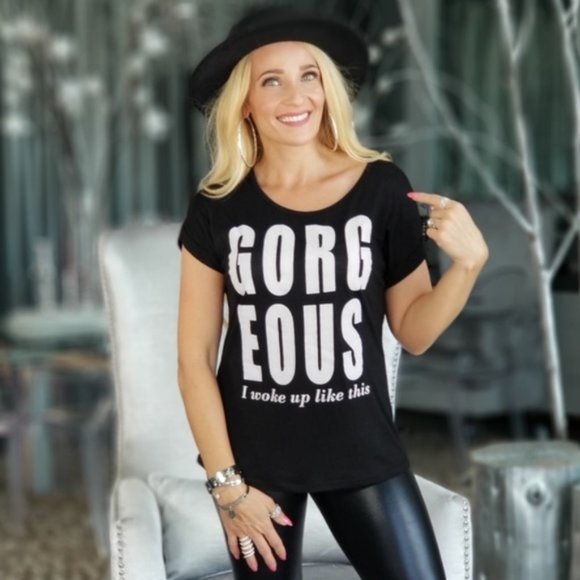 MODA ME COUTURE Tops - WOKE UP THIS THIS CASUAL TOP